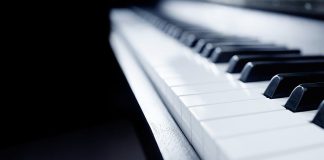 digital piano