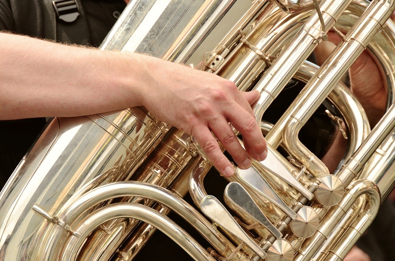 Tuba Low Instruments