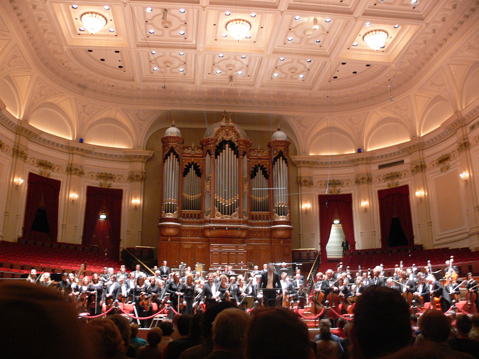 Concertgebouw_zaal_orkest